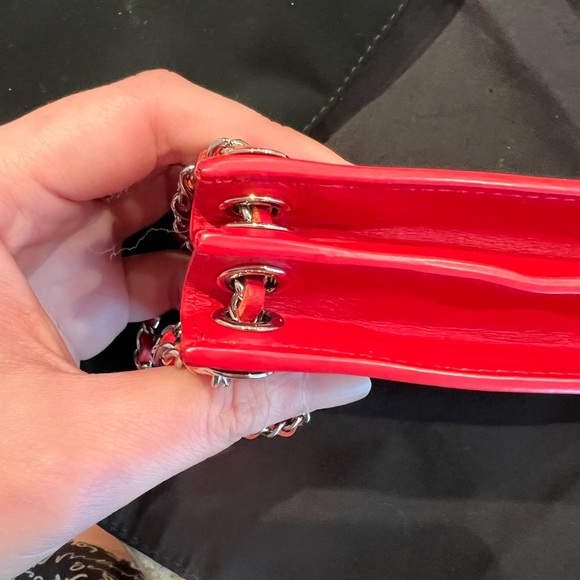 (SOLD) Chanel crossbody phone bag - Picture 9 of 12